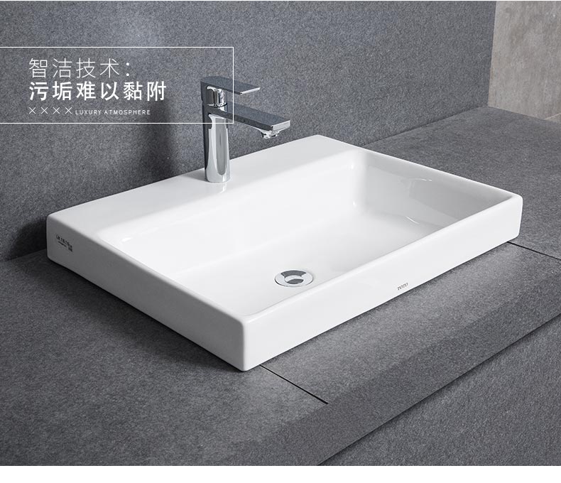 chau-dat-tren-ban-toto-LW1616CB